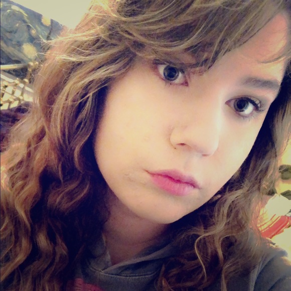 Meet your Posher, Victoria - Picture 1 of 1